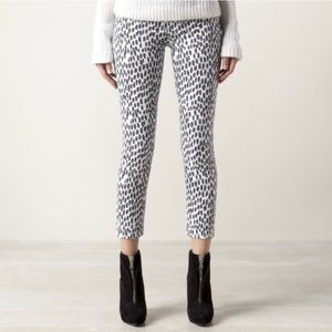 EUC MOTHER High Waisted Looker Crop Dreaming in Black & White Jeans Sz 30